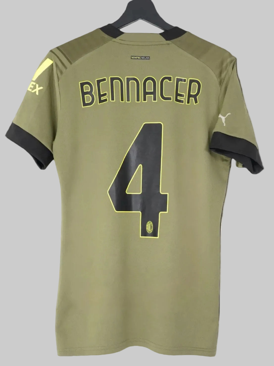 AC Milan 2022/23 Third Shirt - Bennacer #4 (S)