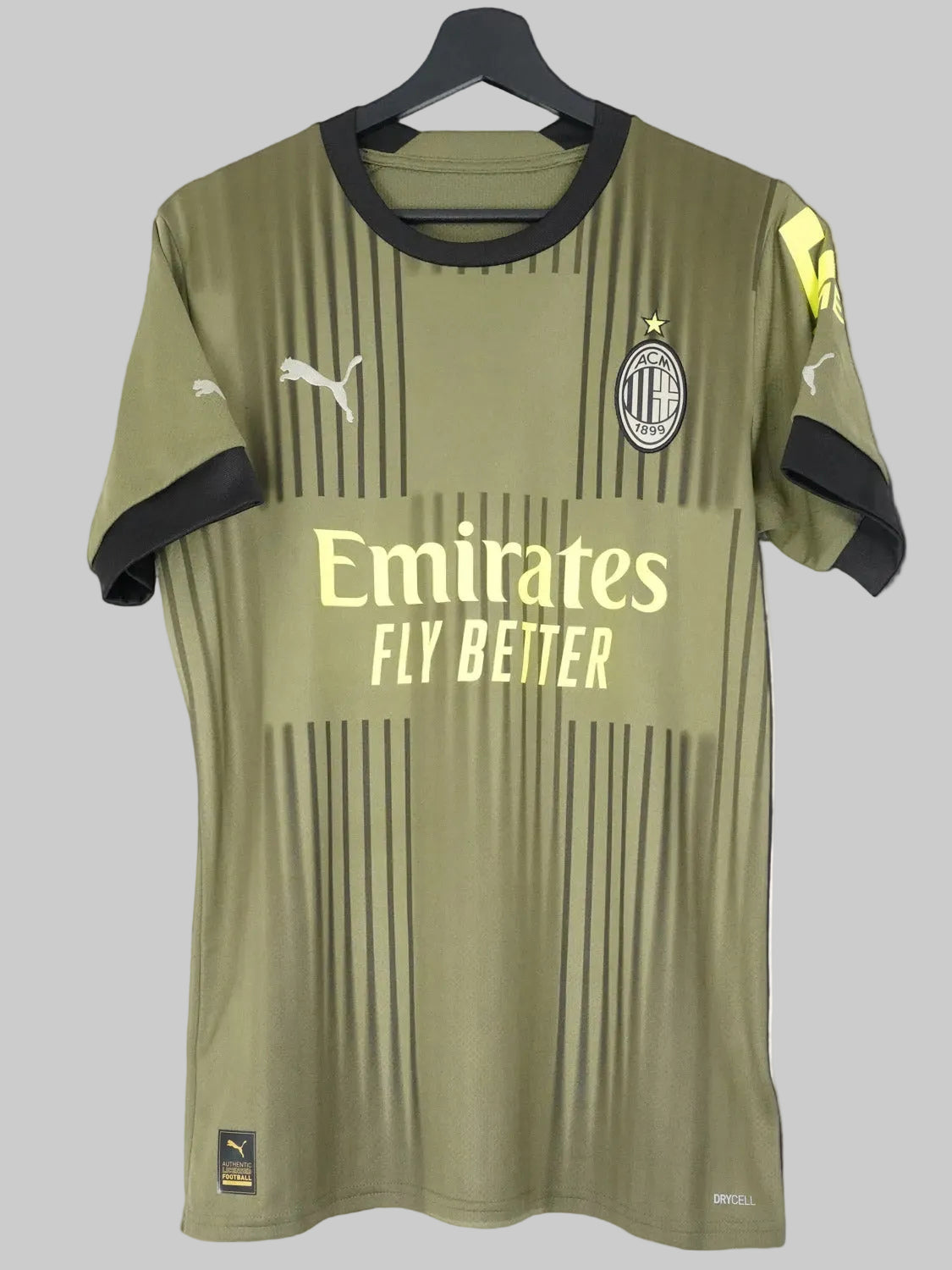 AC Milan 2022/23 Third Shirt - Bennacer #4 (S)