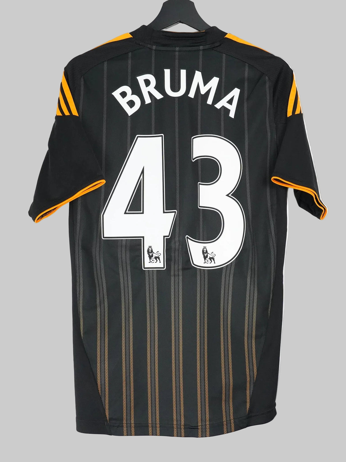 Maillot extérieur de Chelsea 2010/11 - Bruma n°43 (S)