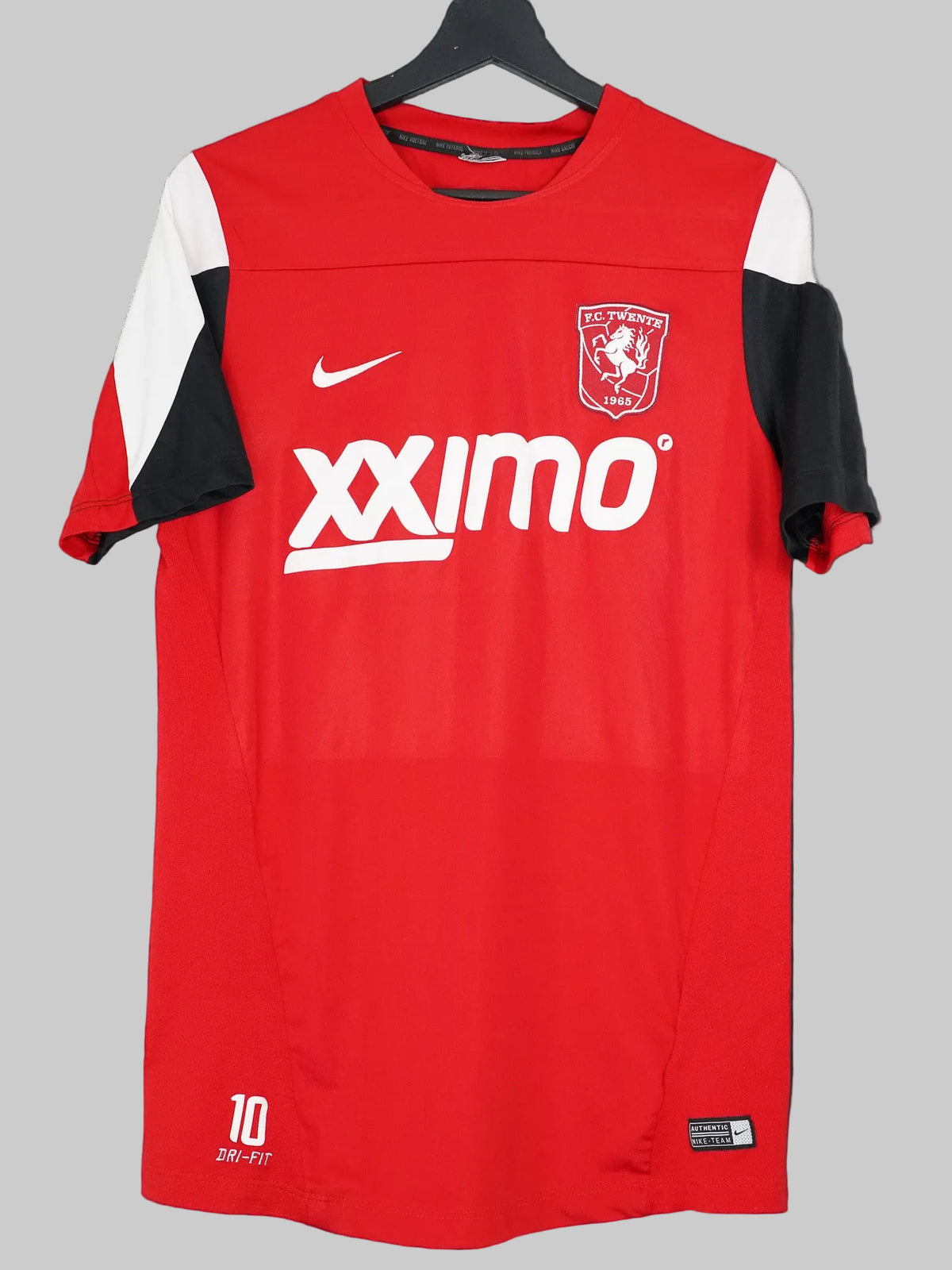 FC Twente 2014/15 Worn and Signed Training Shirt - Ziyech #10 (M)