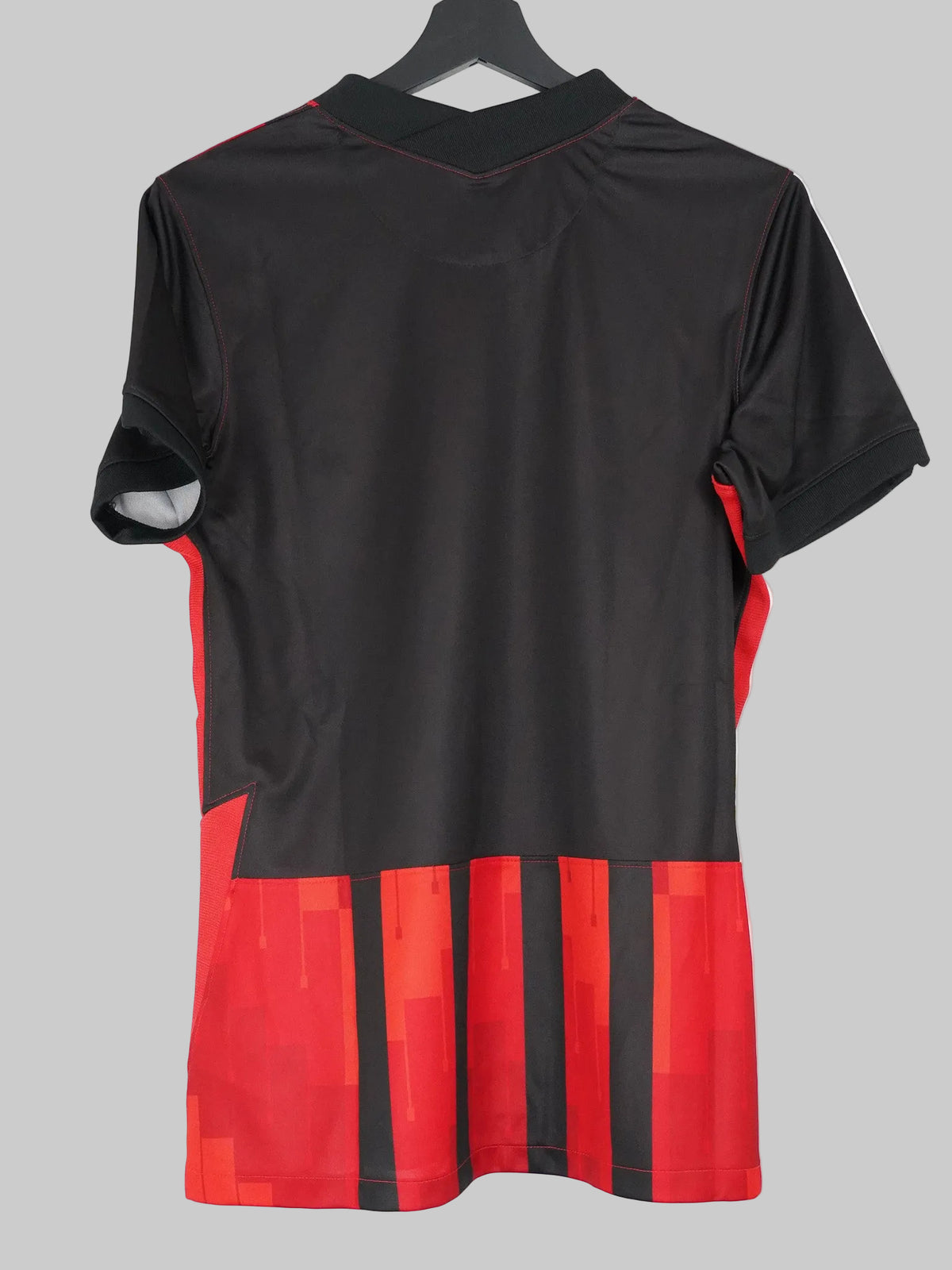 Eintracht Frankfurt 2020/21 Home Shirt (L Womens)