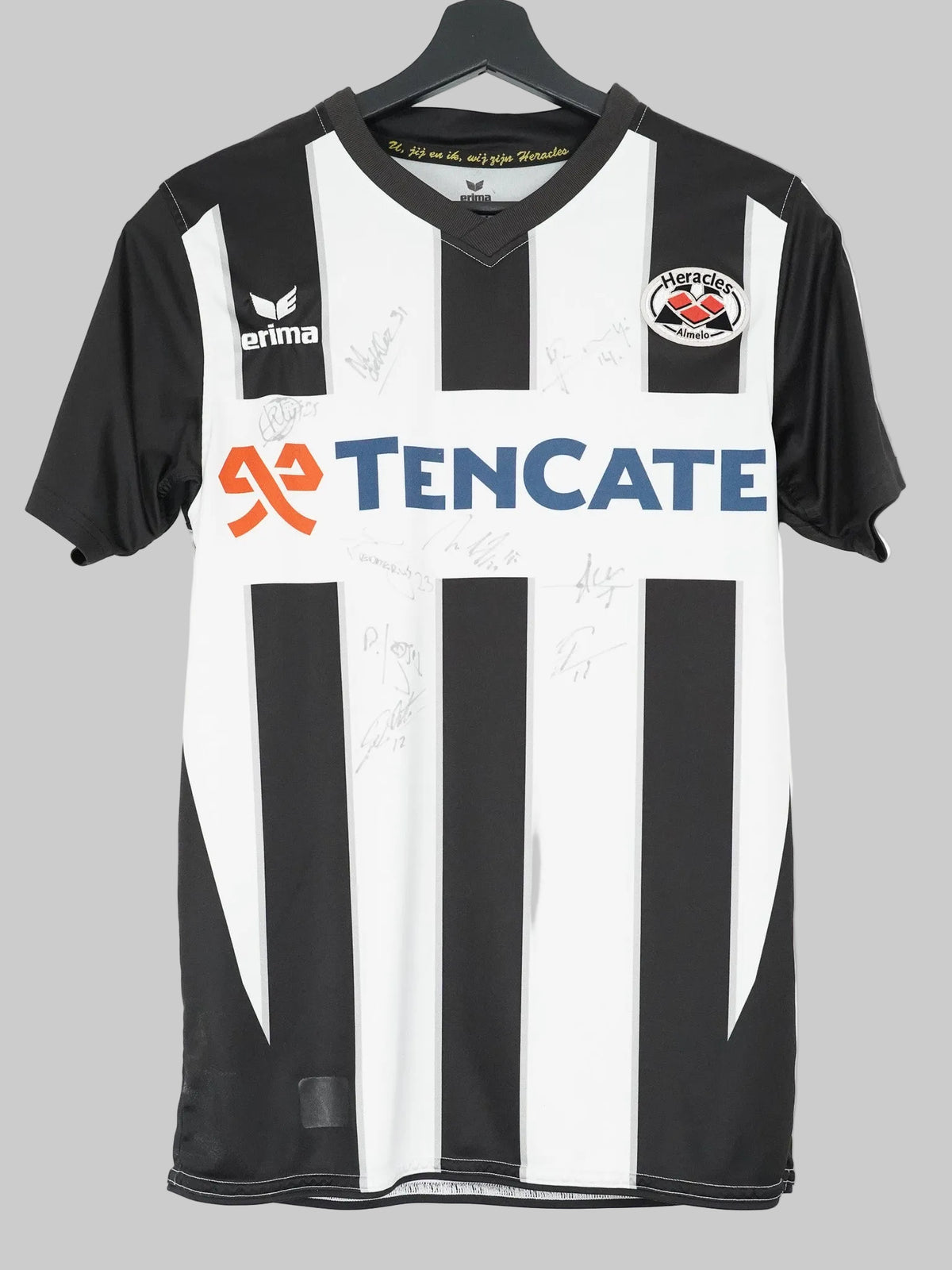 Heracles 2014/15 Signed Home Shirt (S)