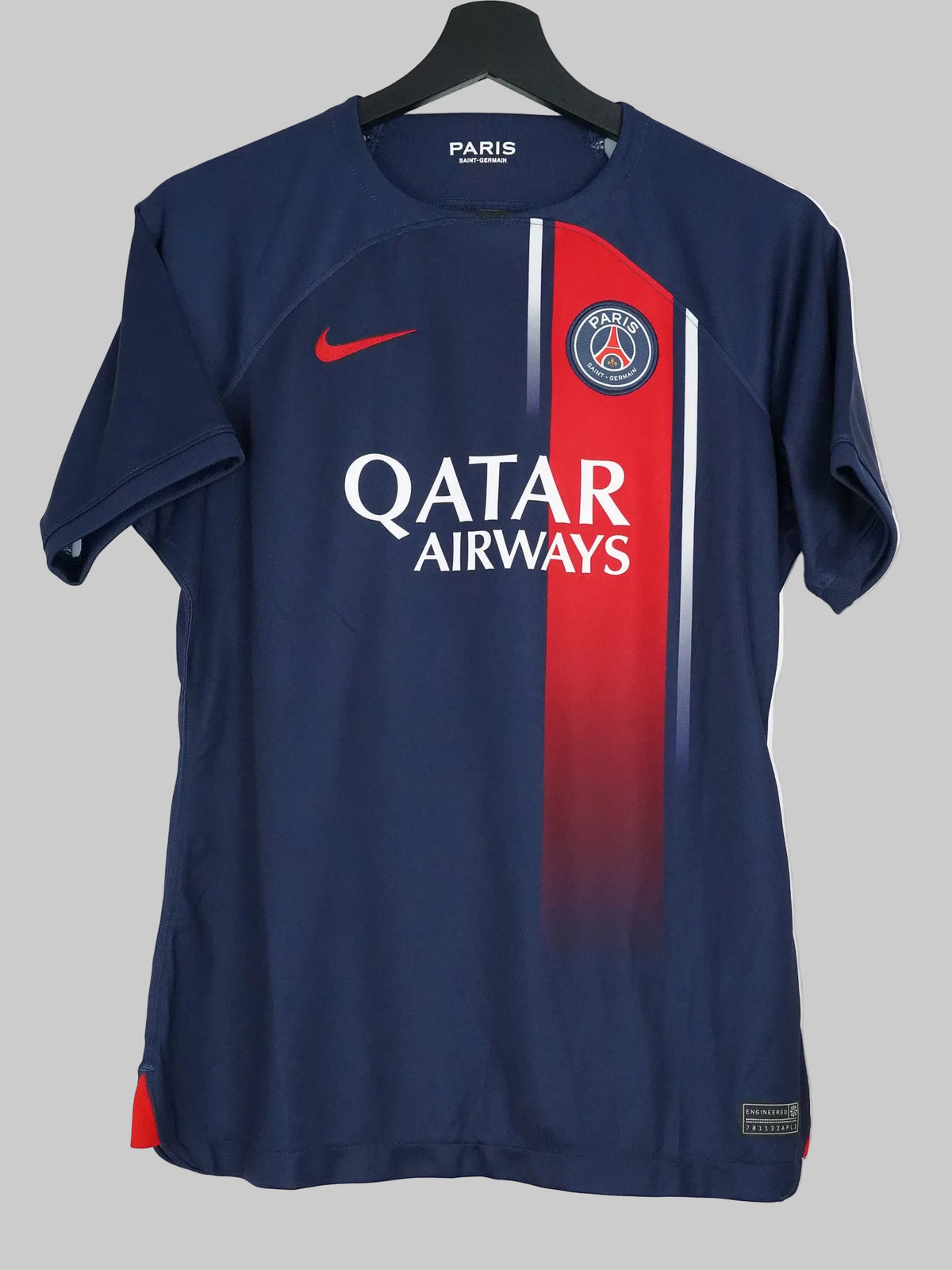 PSG 2023/24 Home Shirt - Mbappe #7 (M Womens)