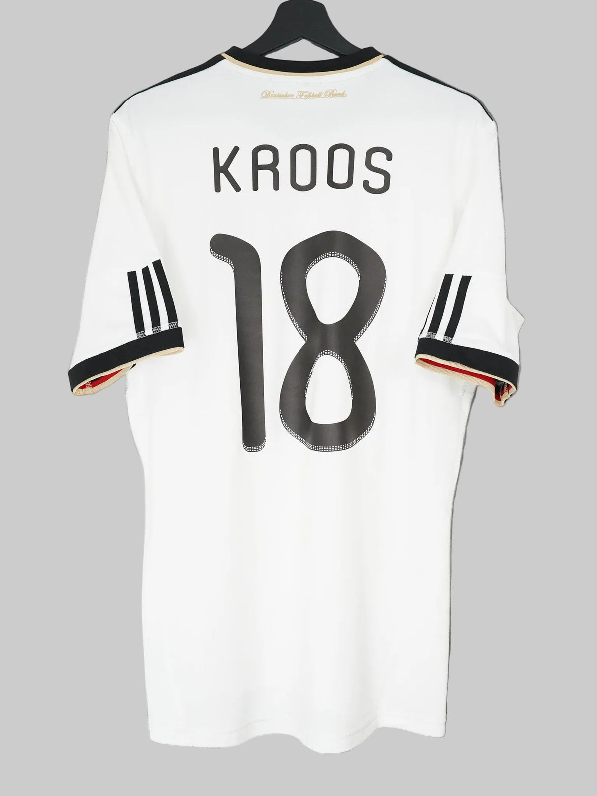Germany 2010/11 Home Shirt - Kroos #18 (M)