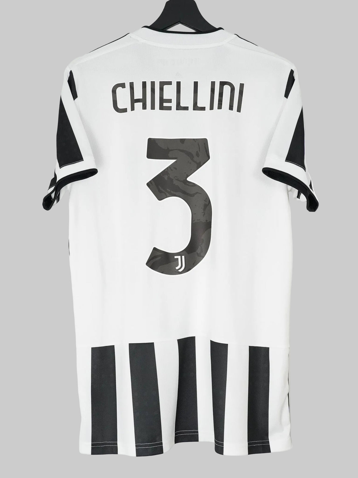 Juventus 2021/22 Home Shirt - Chiellini #3 (M)
