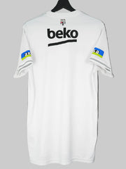 Besiktas 2021/22 Home Shirt (L)